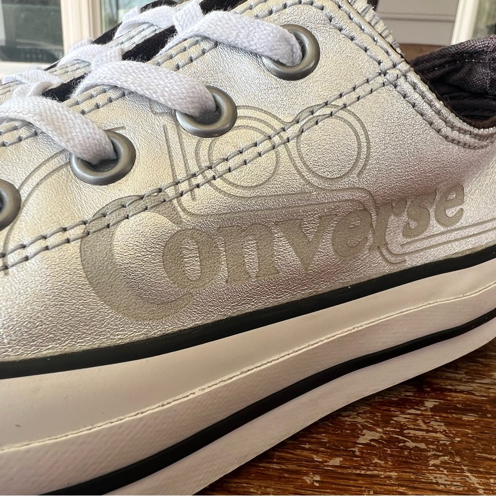 Converse Chucks Metallic Silver Leather Double Tongue Low Top Sneakers W5 M3